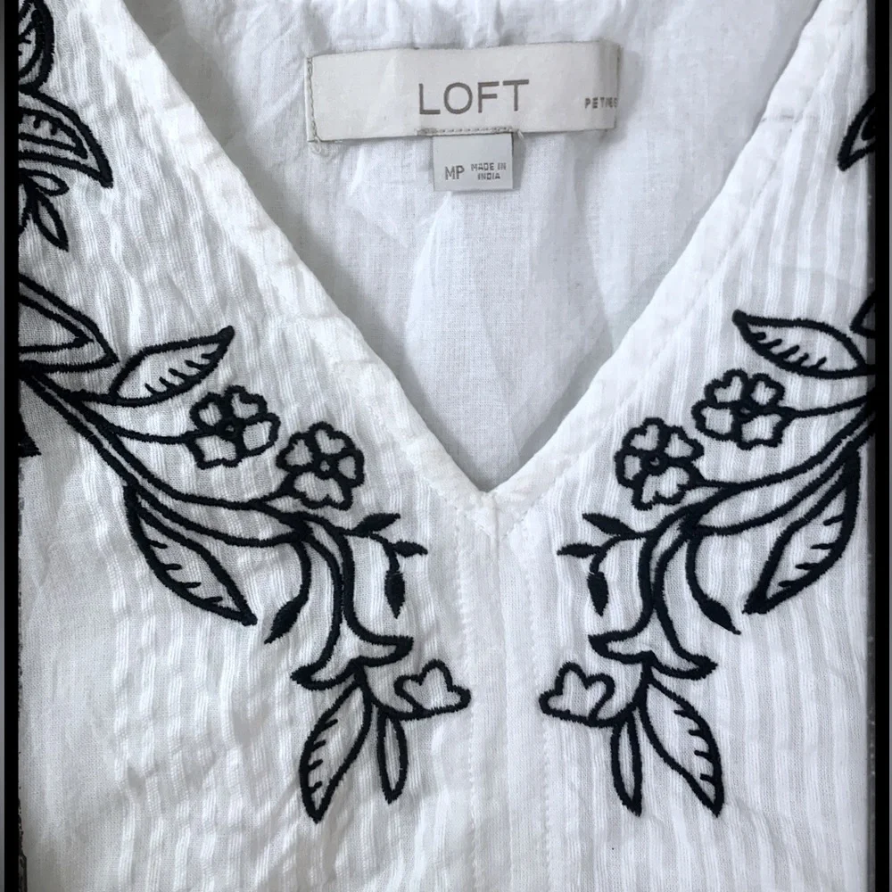 LOFT Embroidered Floral Top - Picture 2 of 4